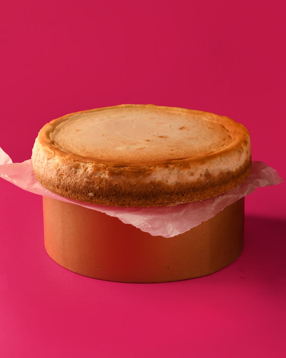 Cheese Cake with Sour Cream Topping